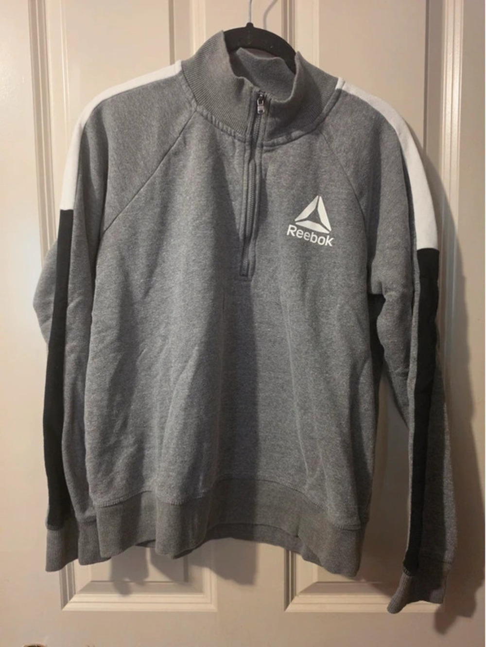 Reebok Sweatshirt